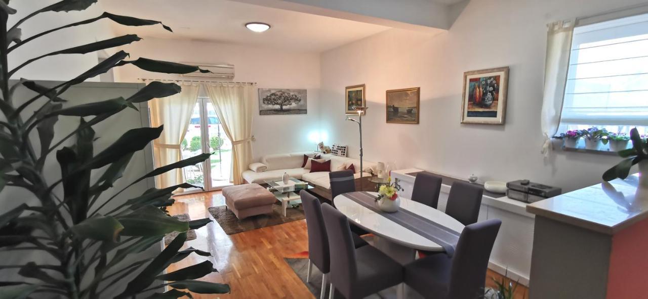 Apartman Kapović Kastela Bagian luar foto